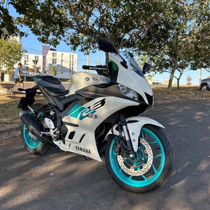 YAMAHA YZF R3 ABS YAMAHA YZF R3 ABS